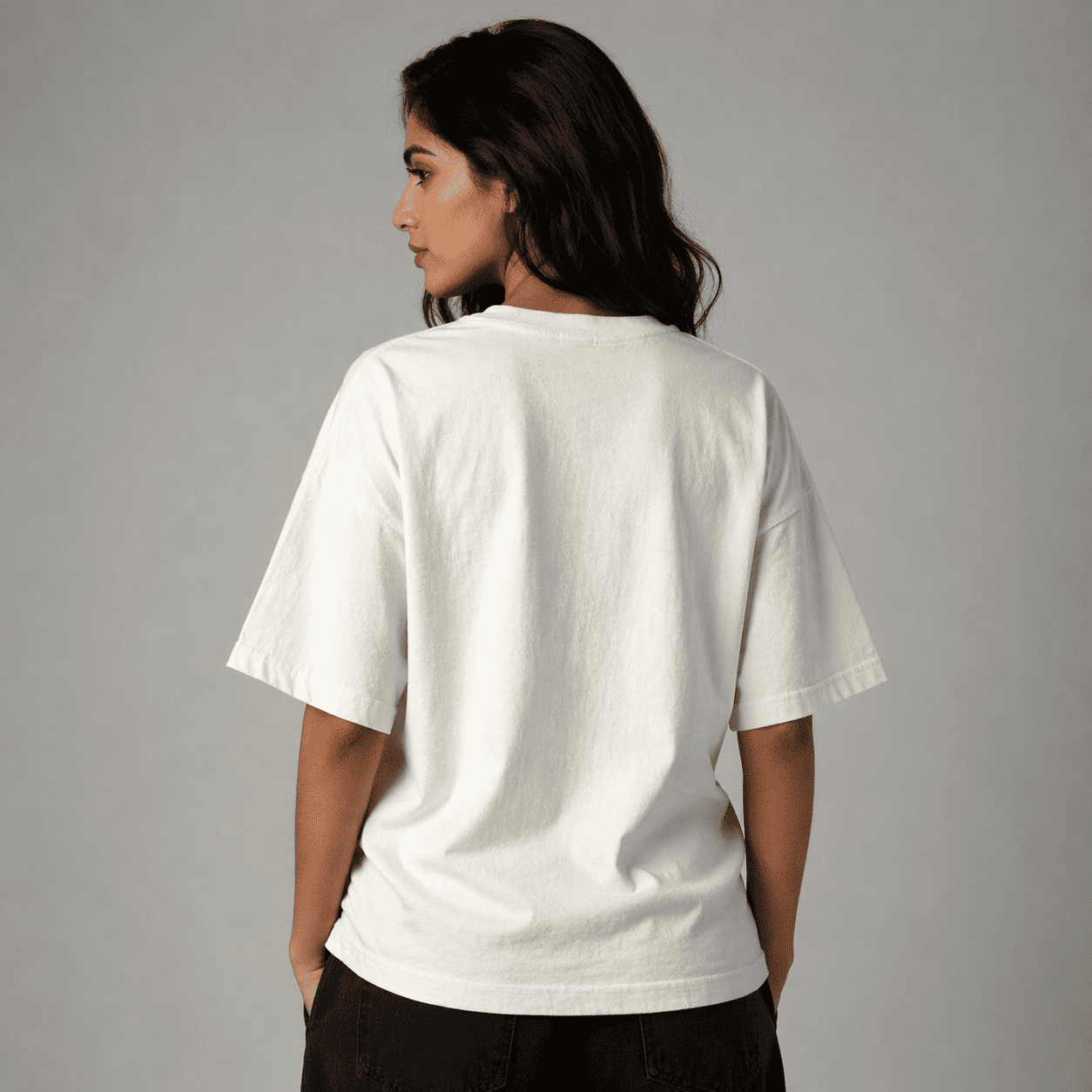 Plain Oversized T-Shirt – Off-White - Image 3